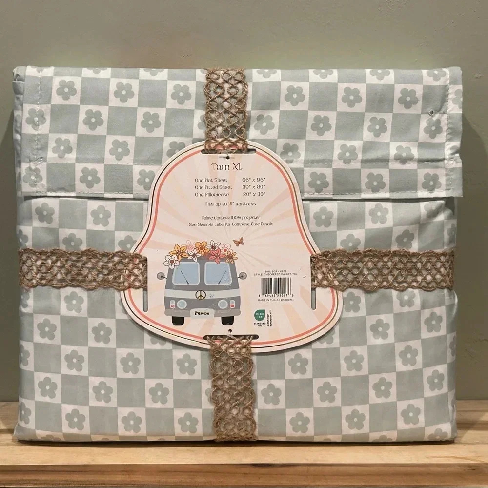 NEW COMFY VIBES DAISY CHECKERBOARD TWIN XL 3 PIECE SHEET SET. NWTS. - Picture 2 of 5
